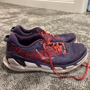 Hoka One One Vanquish 2 Womens Sneaker Size 10 Purple Red White Running Shoes